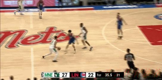 开云体育中心：广东队积极备战！奎因心情大好 崔永熙亮相 王少杰归队